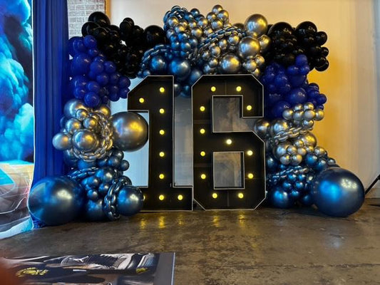 Balloon garlands