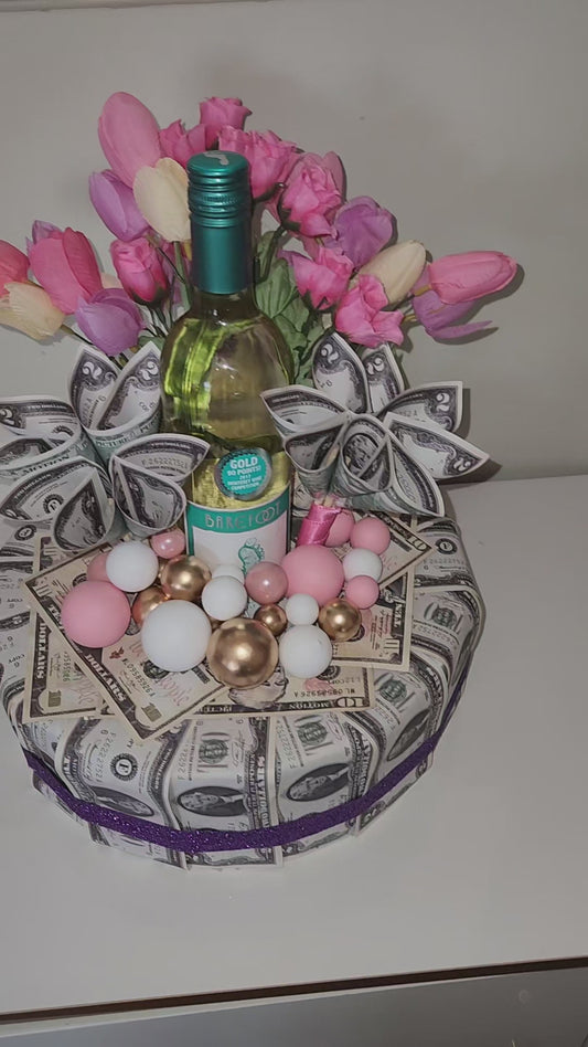 $100 Beverage money cake (MONEY IS INCLUDED WITH THE TOTAL PRICE)